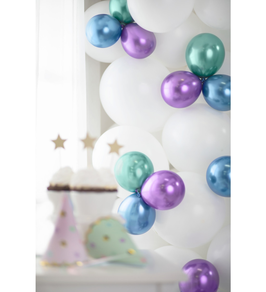 Metalické fialové balónky
