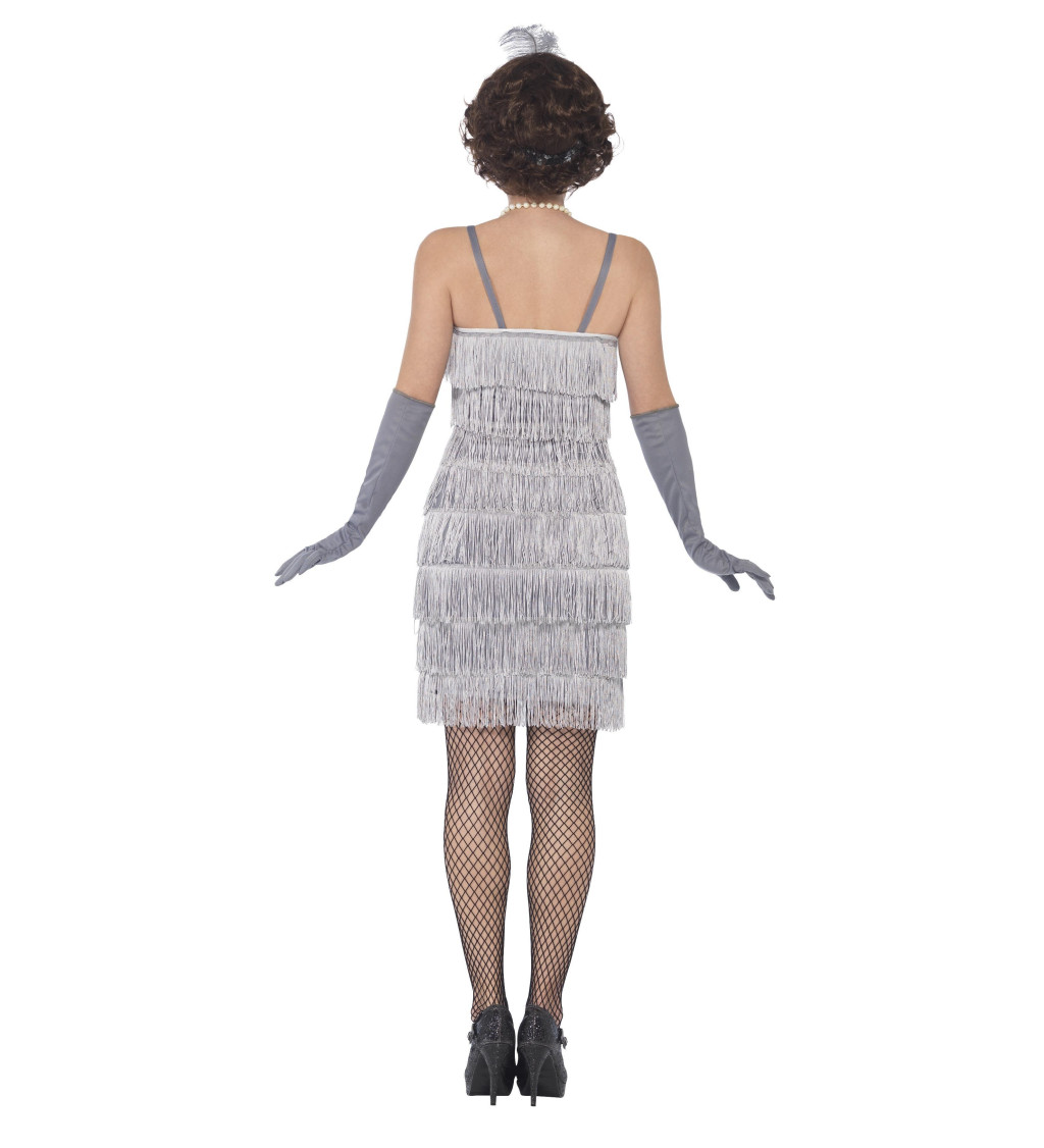 Stříbrný dámský kostým ve stylu flapper