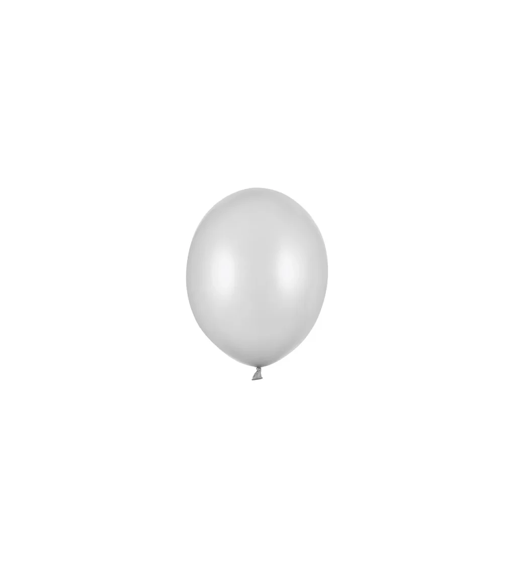Metalický stříbrný balónek