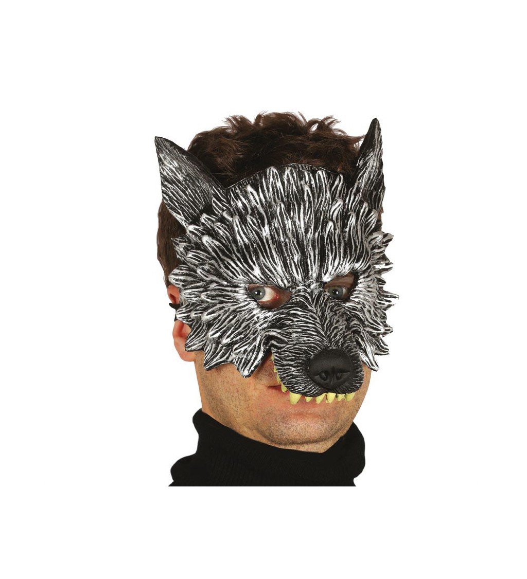 Polomaska vlka z pěny