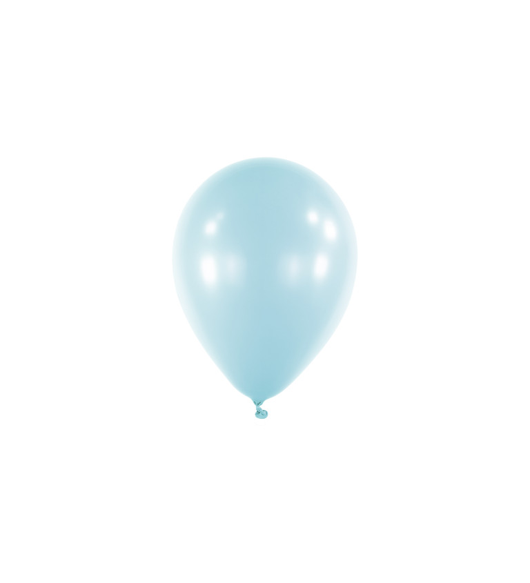 Nebesky modré latexové balónky