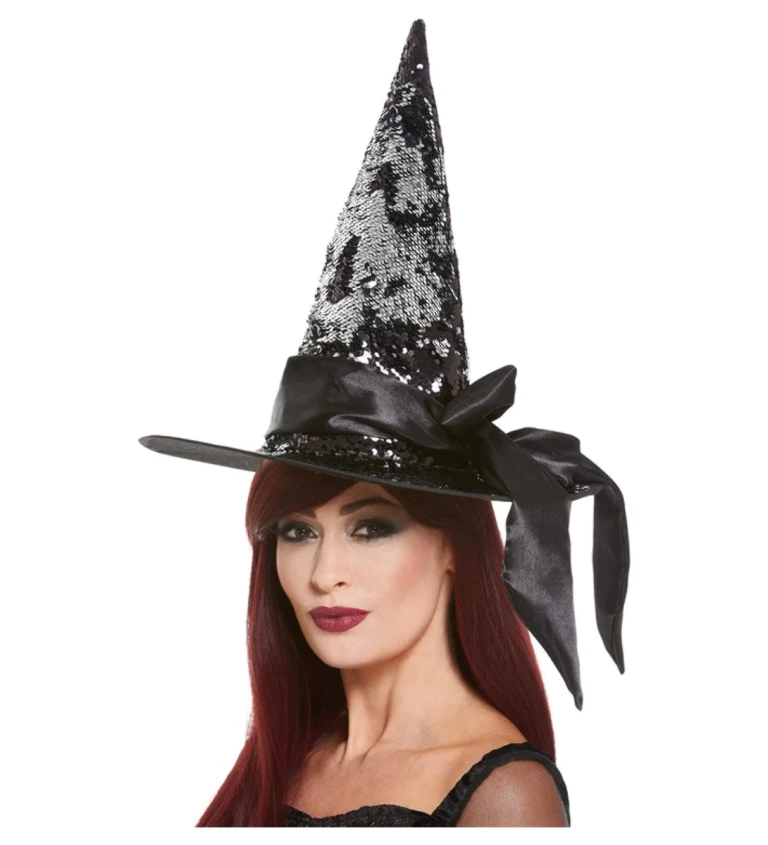 Černý klobouk s flitry pro čarodějnici